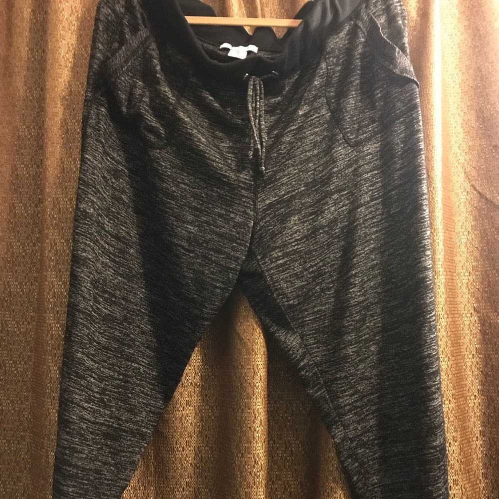 ✅Liz Claiborne lounger pants
